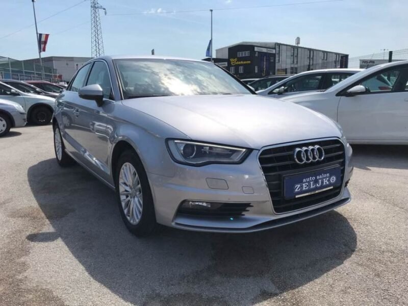 Audi A3 1,6 TDI **LED**XENON**