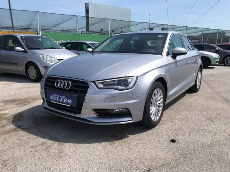 Audi A3 1,6 TDI **LED**XENON**