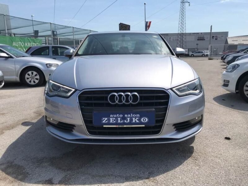 Audi A3 1,6 TDI **LED**XENON**