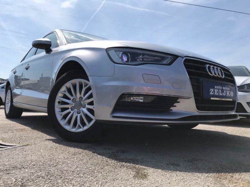 Audi A3 1,6 TDI **LED**XENON**