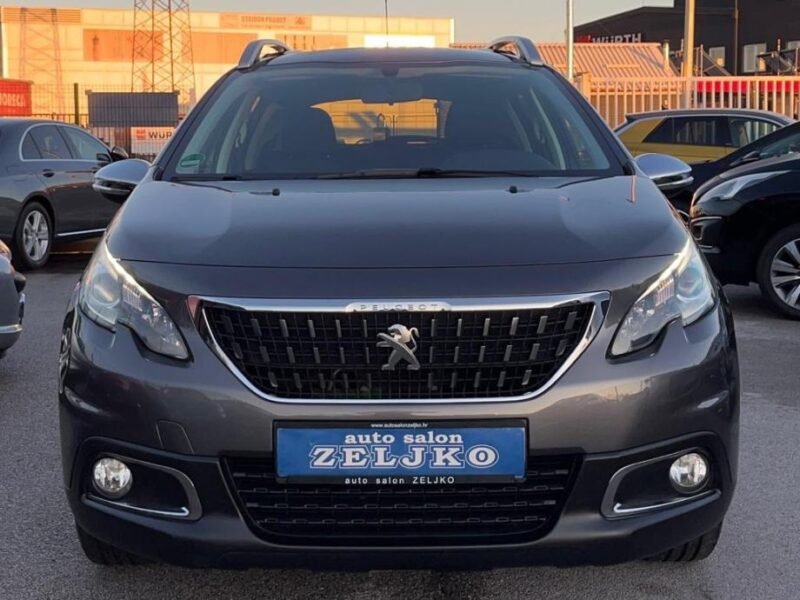 Peugeot 2008 1,2••STYLE••AUTOMATSKA KLIMA••NAVI••ALU•••LED••