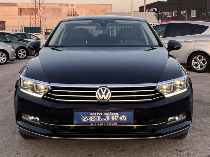 VW Passat 2.0 TDI ••HIGHLINE•• xenon | LED | navi | kamera | alcantara